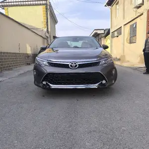 Toyota Camry, 2015