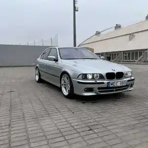 Бампер BMW e39