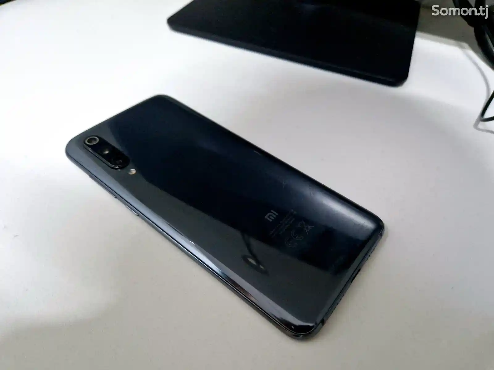 Xiaomi Mi 9 6/128-1