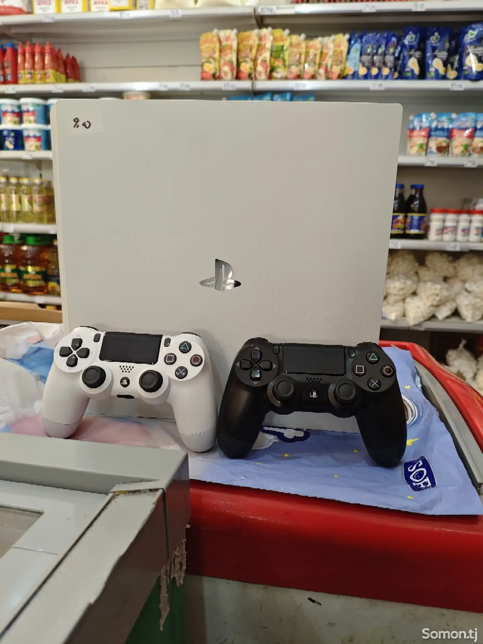 Игровая приставка Sony PlayStation 4pro 4k 1tb-1