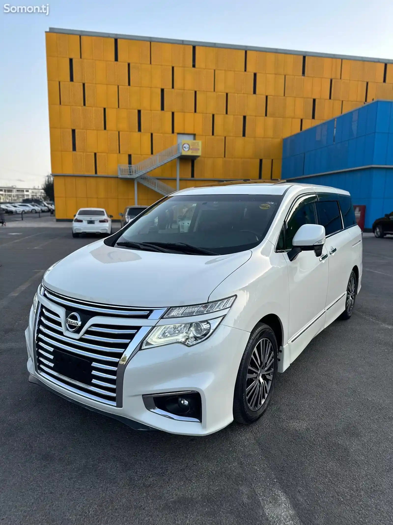 Nissan Elgrand, 2017-6