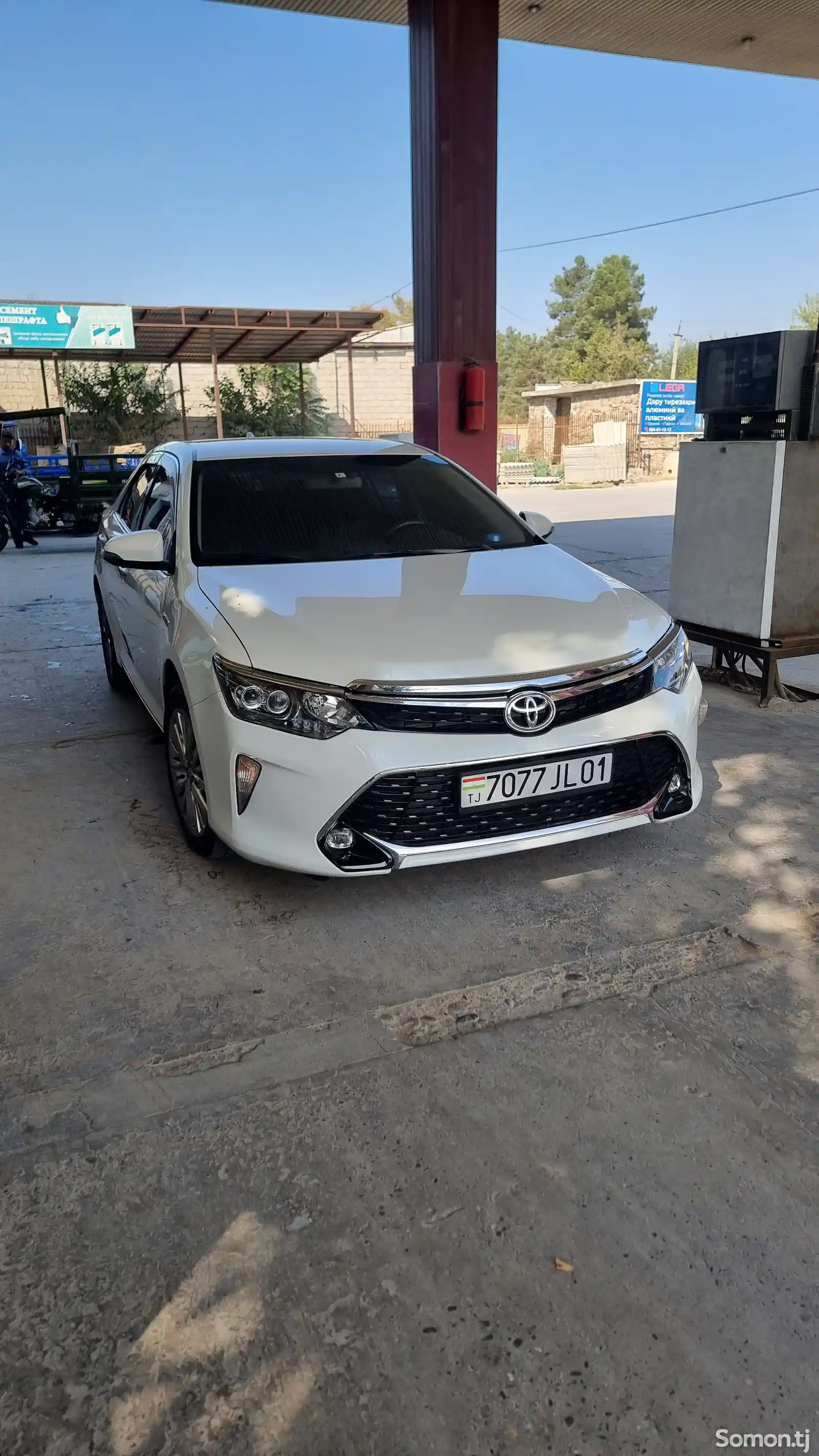 Toyota Camry, 2015-1