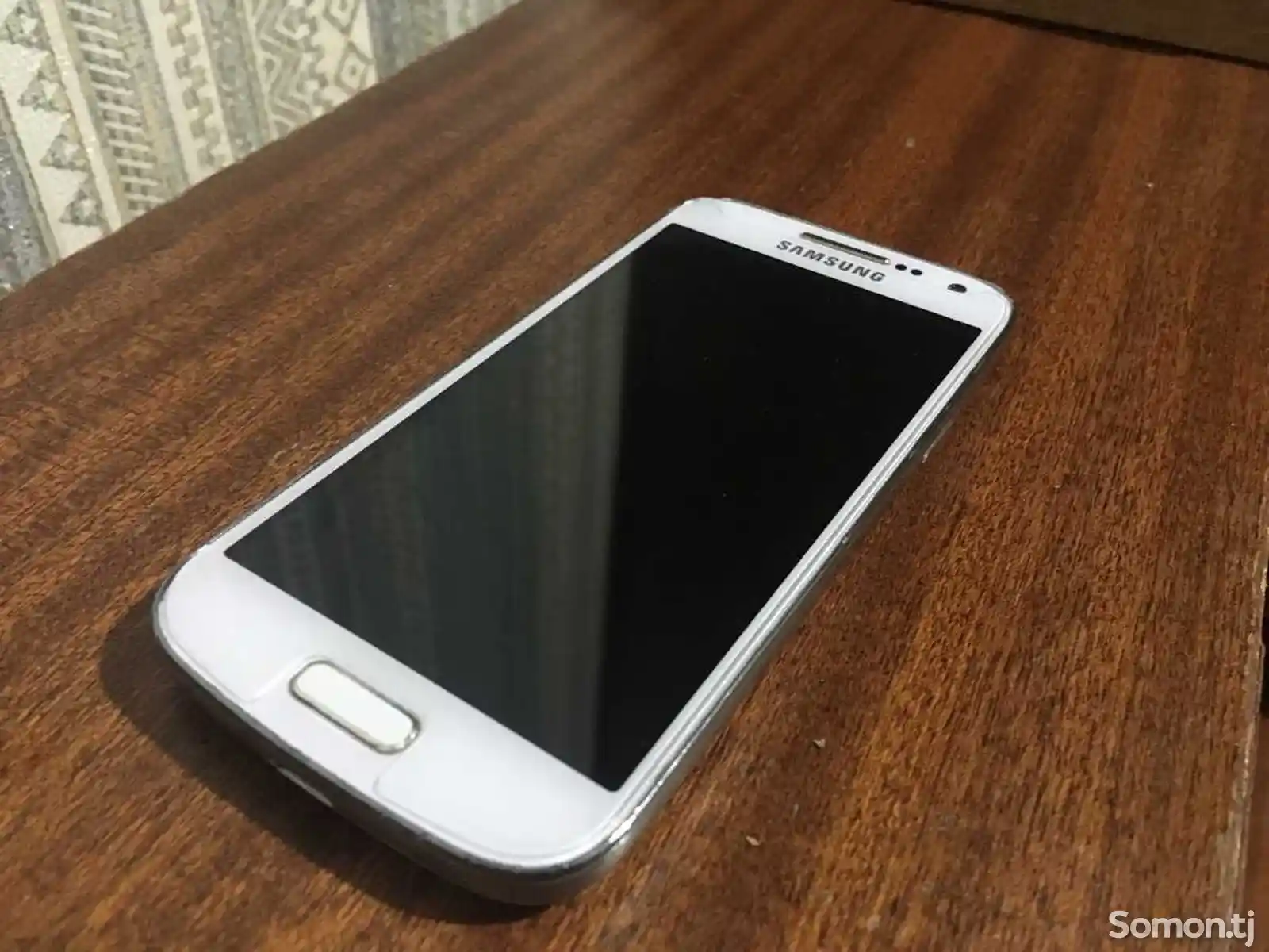 Samsung Galaxy S4 mini i9192i-1