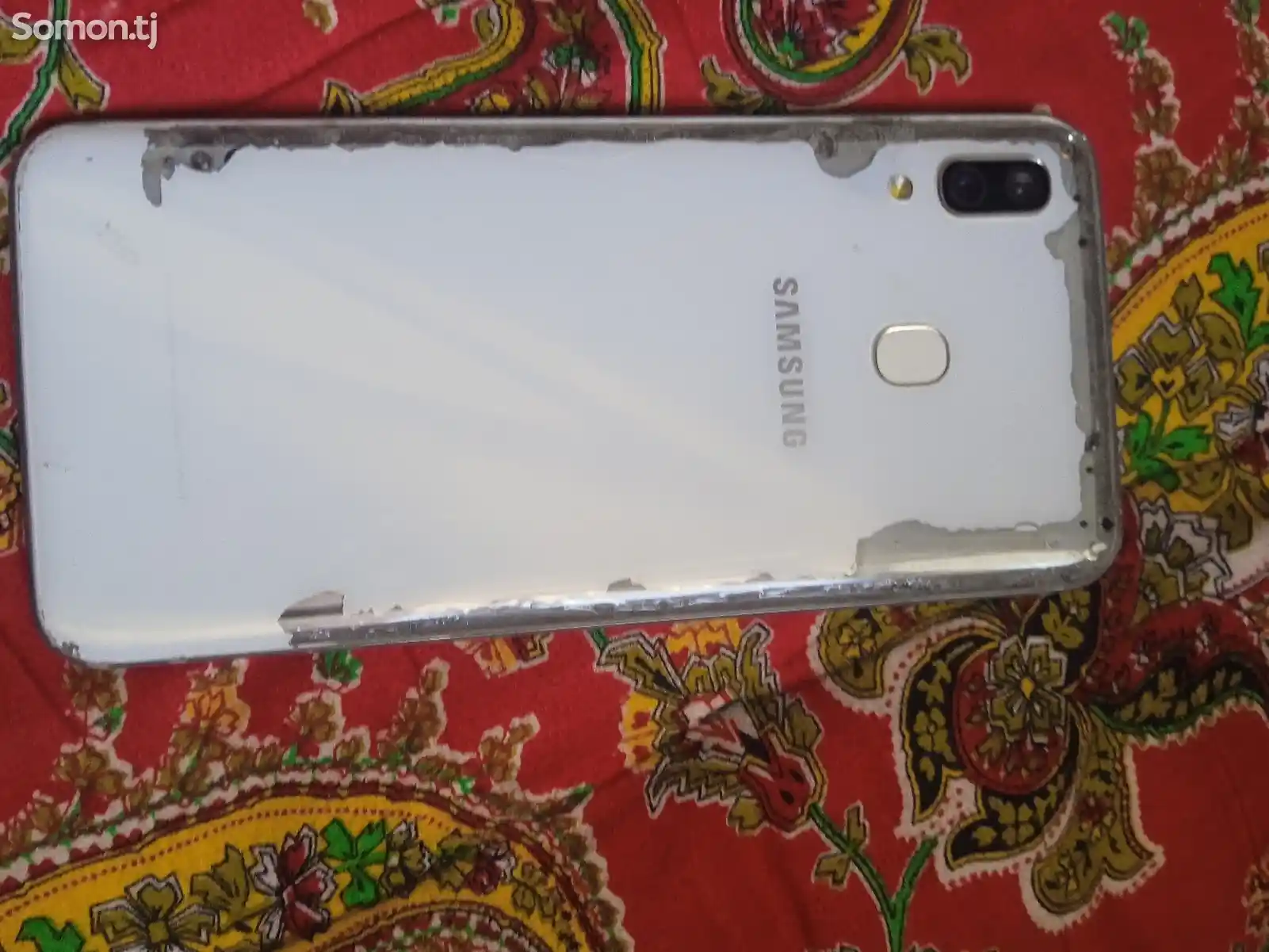 Samsung Galaxy a30-1