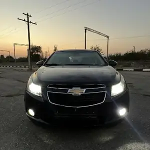 Chevrolet Cruze, 2010