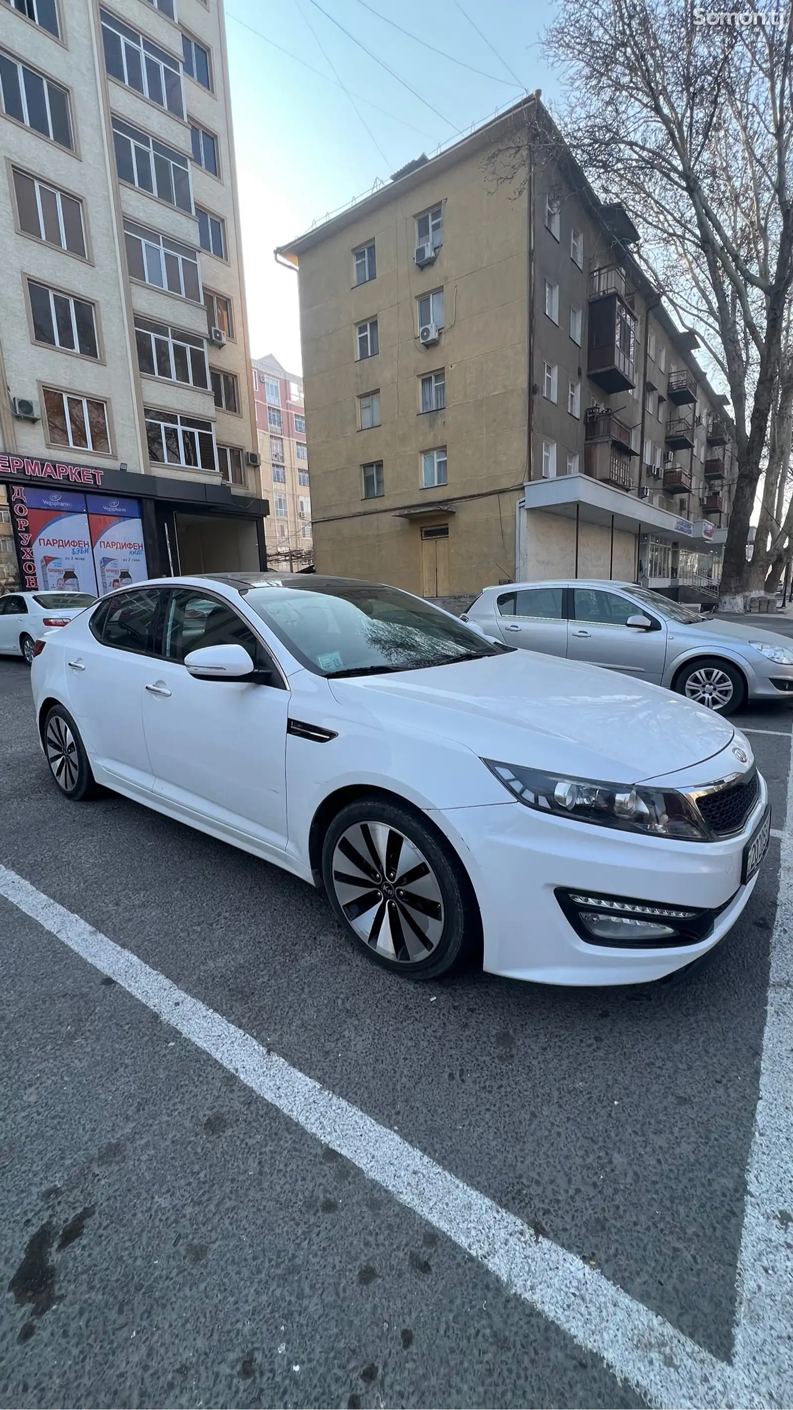 Kia K5, 2010-1