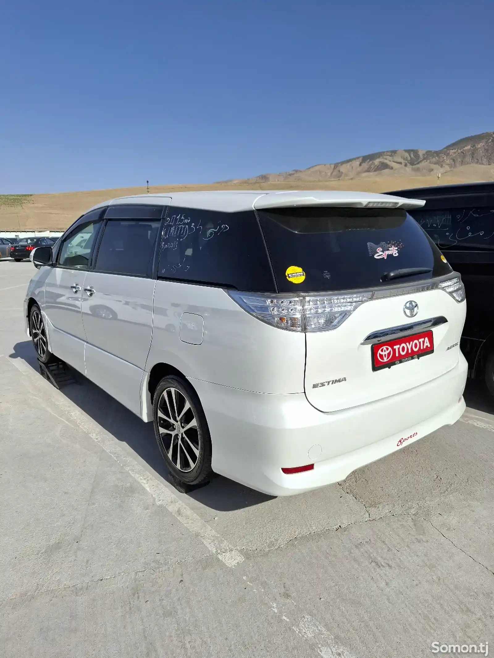 Toyota Estima, 2015-5