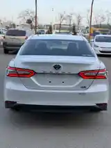 Toyota Camry, 2018-2