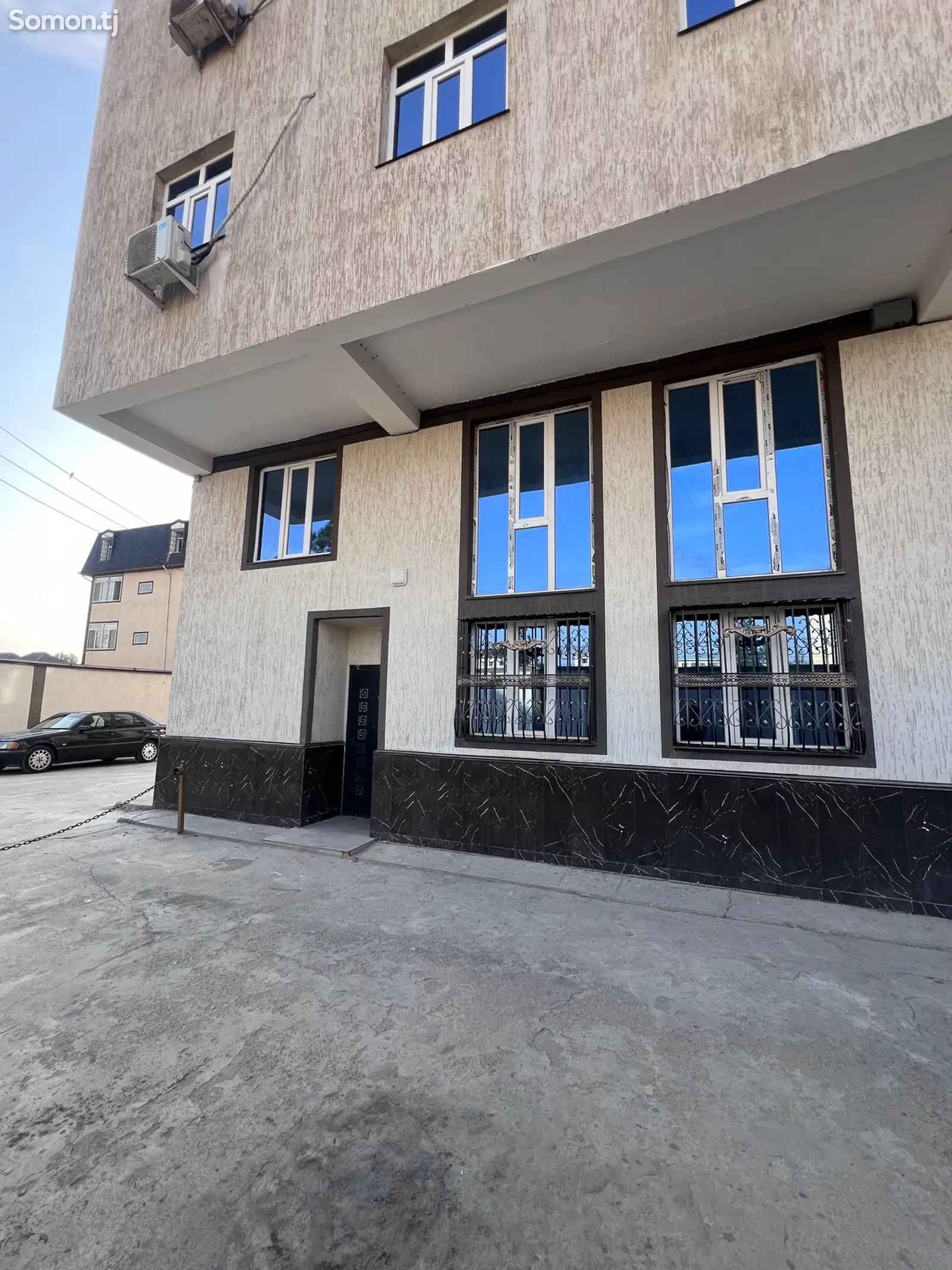 5-комн. квартира, 1 этаж, 106 м², Гипрозем-13