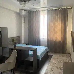 2-комн. квартира, 1 этаж, 56 м², 31 мкр, ресторан Империя