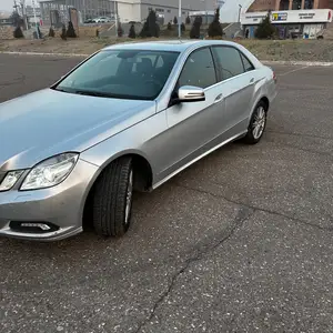 Mercedes-Benz E class, 2010