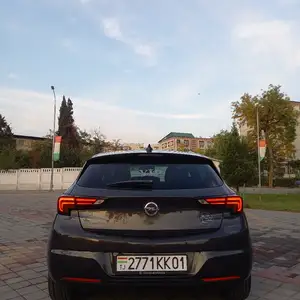 Opel Astra K, 2017