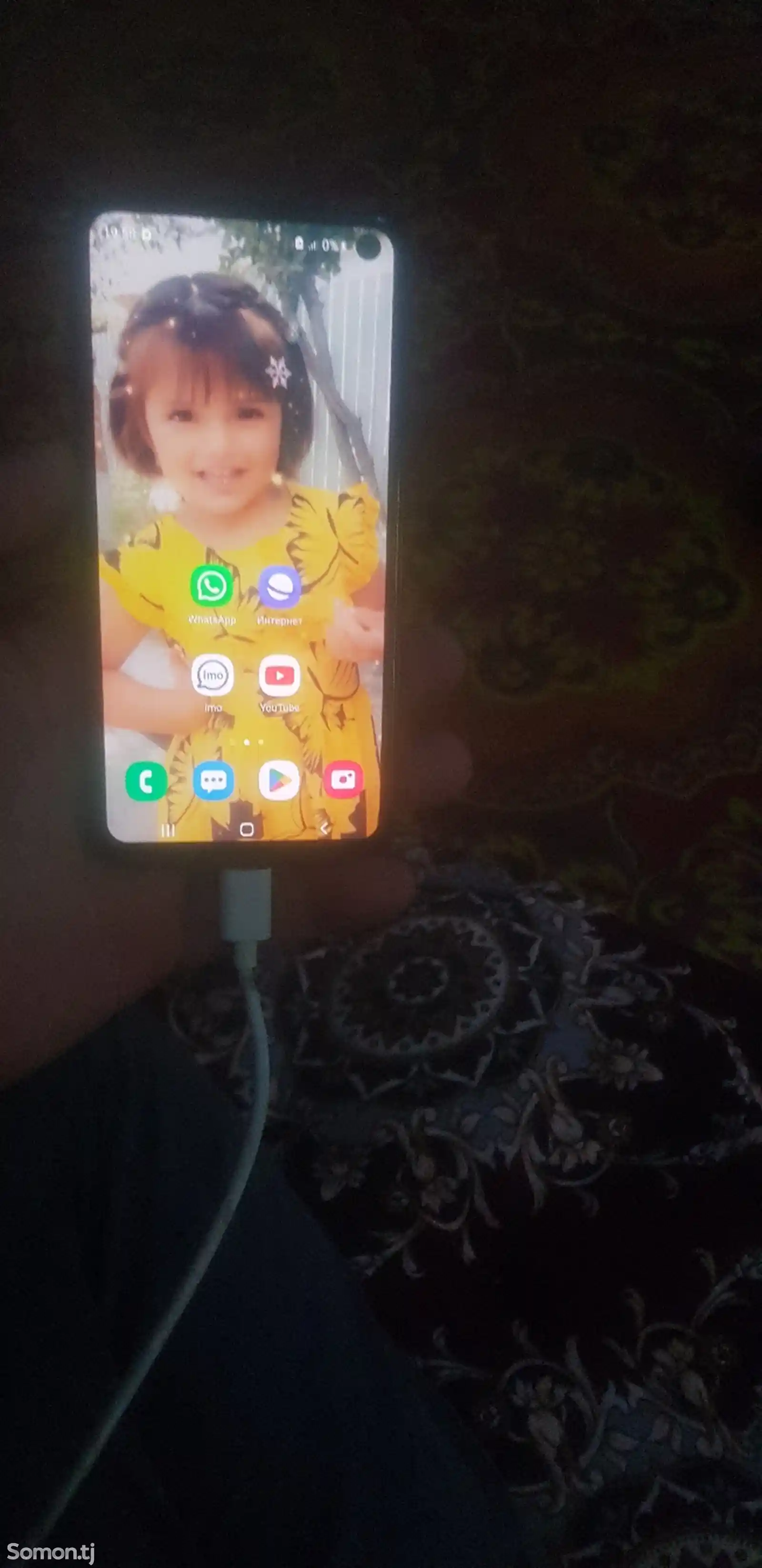 Samsung Galaxy S10E-1