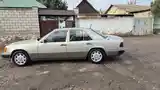 Mercedes-Benz W124, 1993-8