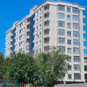 2-комн. квартира, 9 этаж, 56 м², 18 микрорайон 