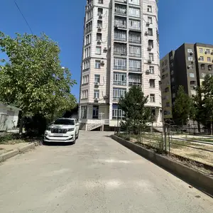 3-комн. квартира, 2 этаж, 100 м², 112 мкр