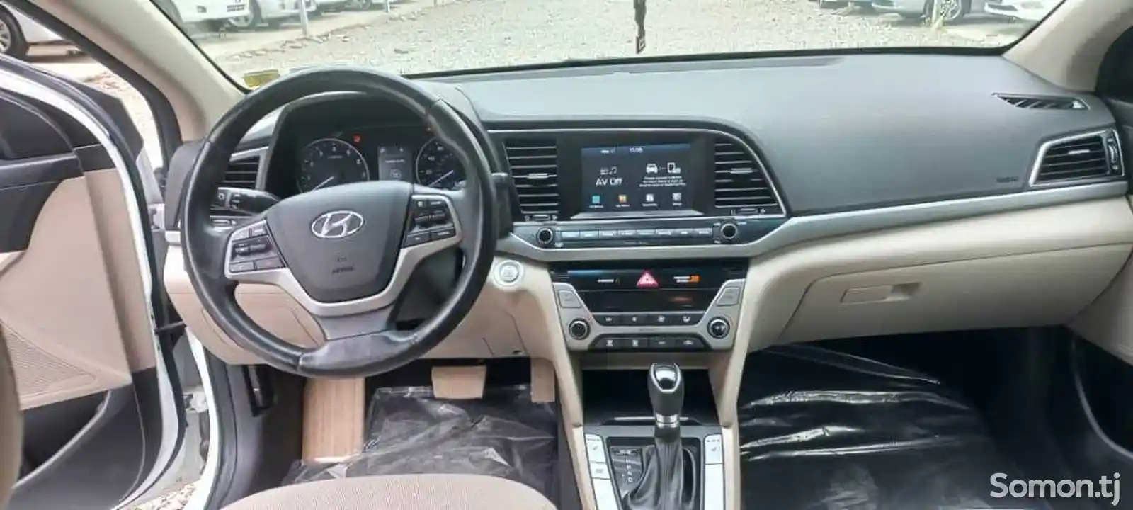 Hyundai Elantra, 2018-9