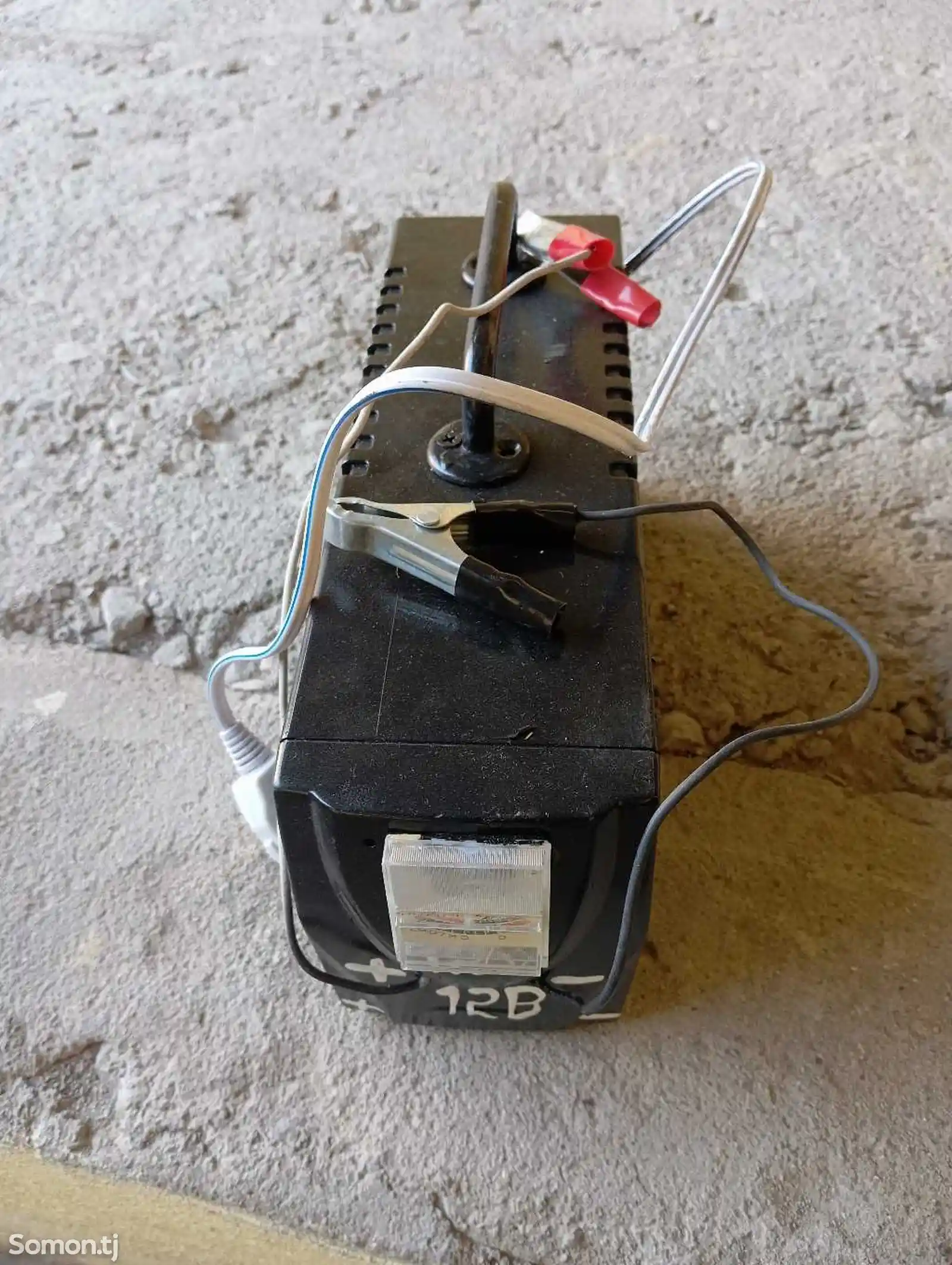 Зарядное устройство для аккумулятора-2