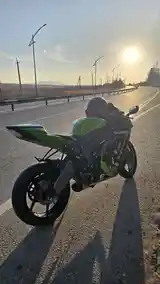 Мотоцикл Kawasaki ZX 6R-6