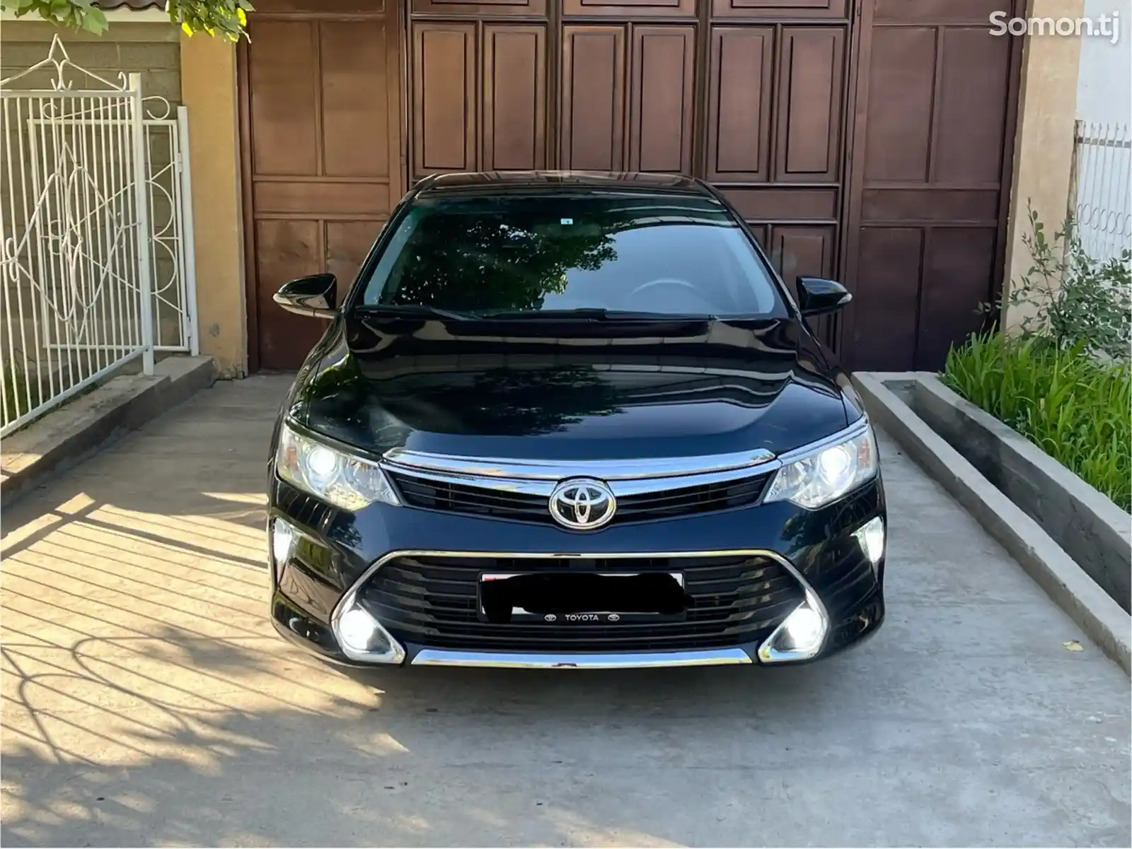 Toyota Camry, 2015-1