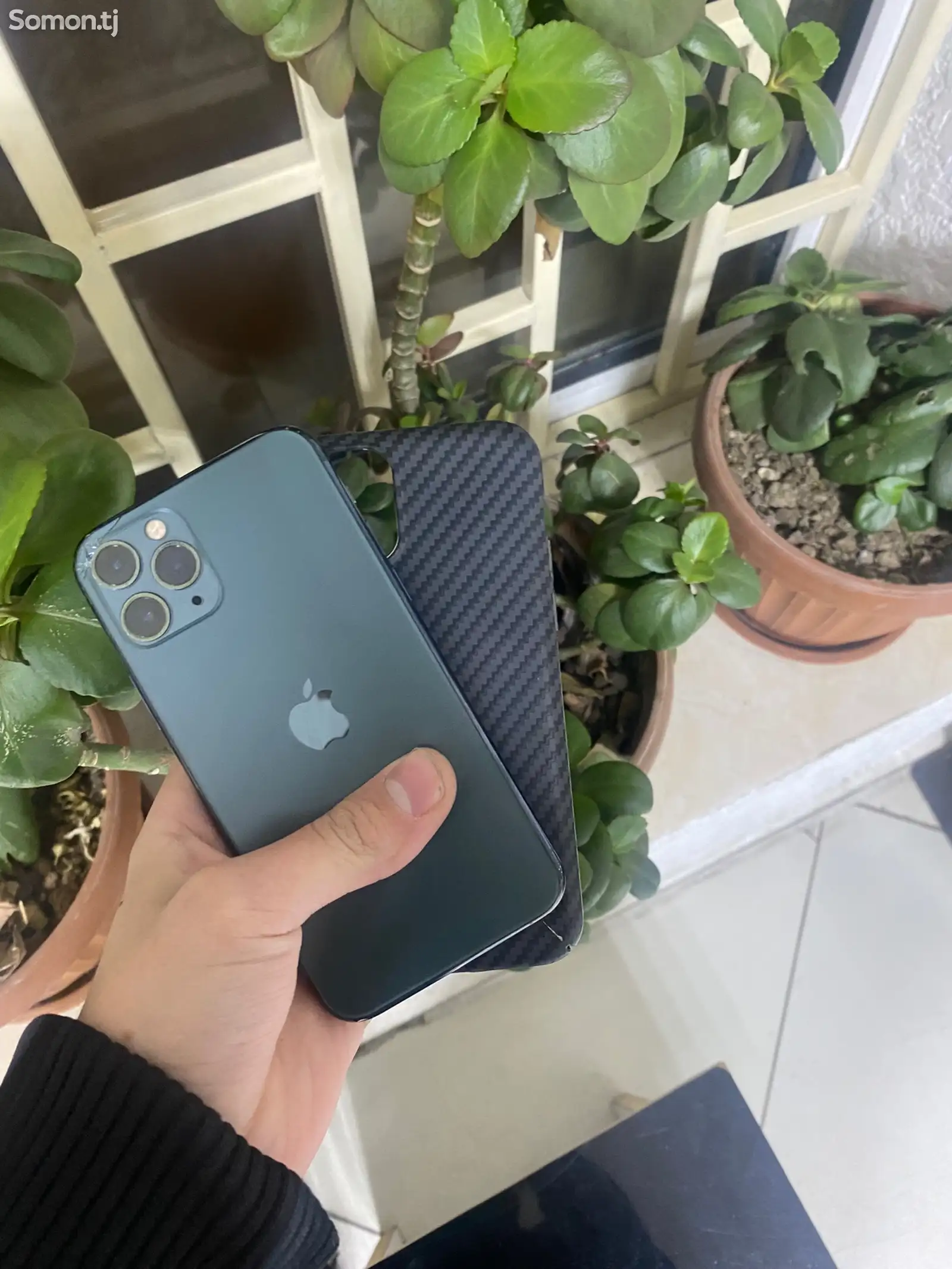 Apple iPhone 11 Pro, 64 gb, Midnight Green-1