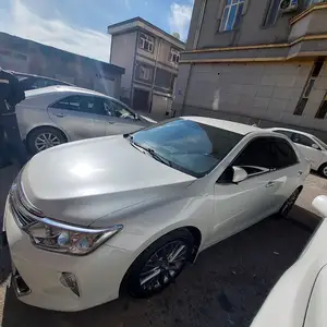 Toyota Camry, 2015