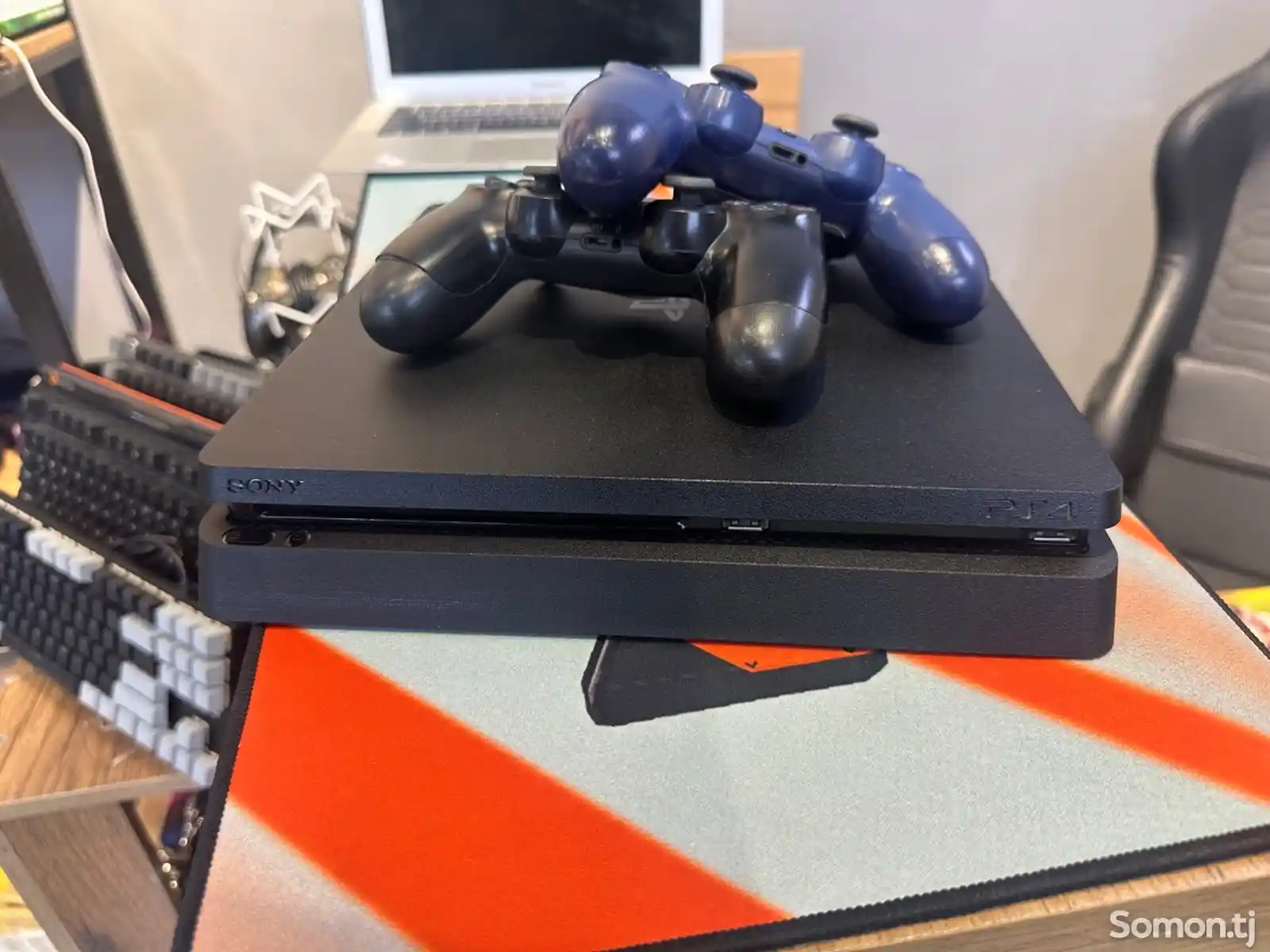 Игровая приставка Sony PlayStation 4 Slim 11.52-1