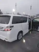 Toyota Vellfire, 2010-5