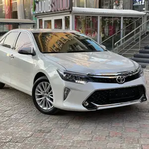 Toyota Camry, 2015