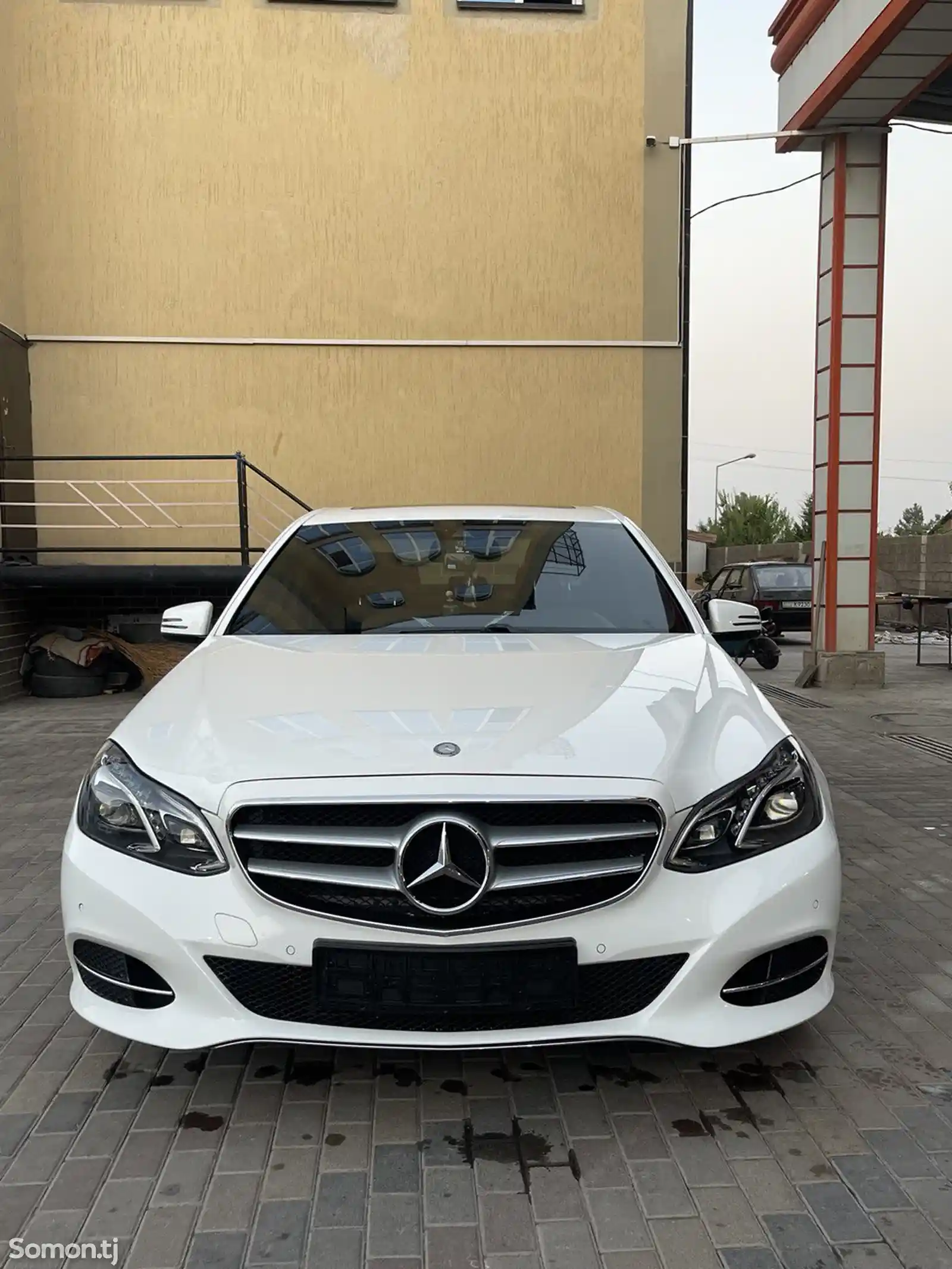 Mercedes-Benz E class, 2015-6