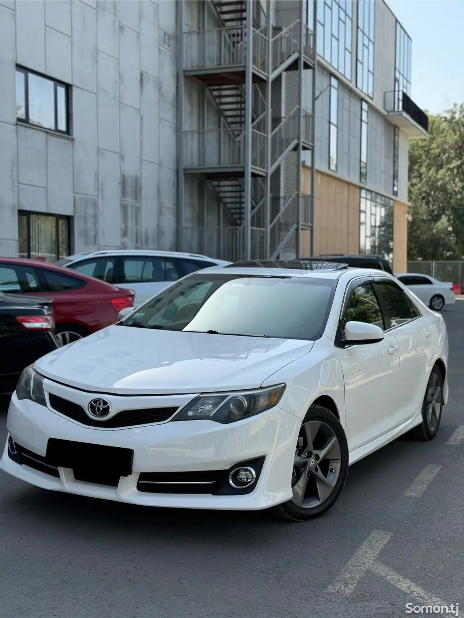 Toyota Camry, 2013-4