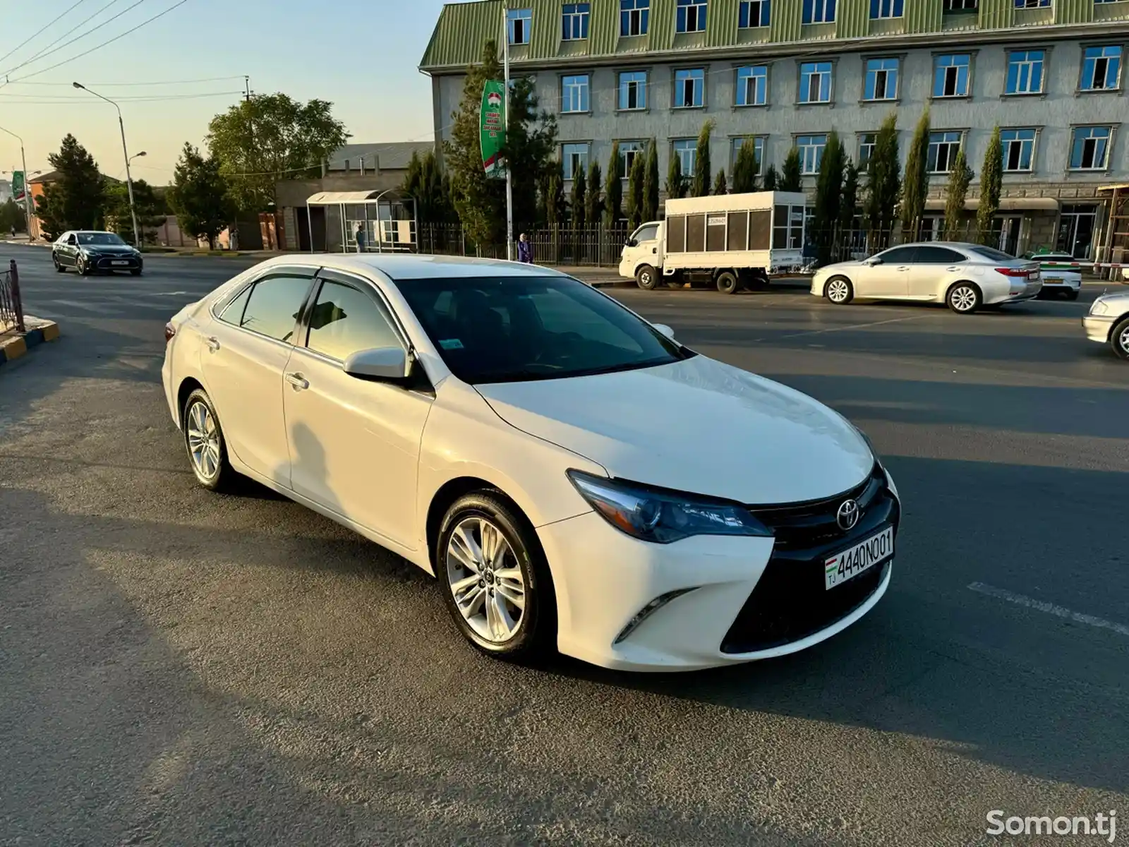 Toyota Camry, 2015-5