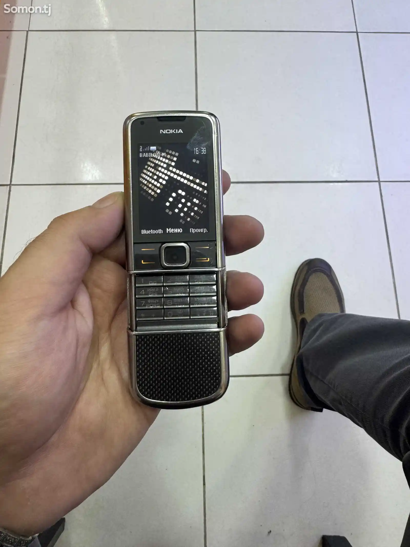 Nokia 8800 Carbon-1