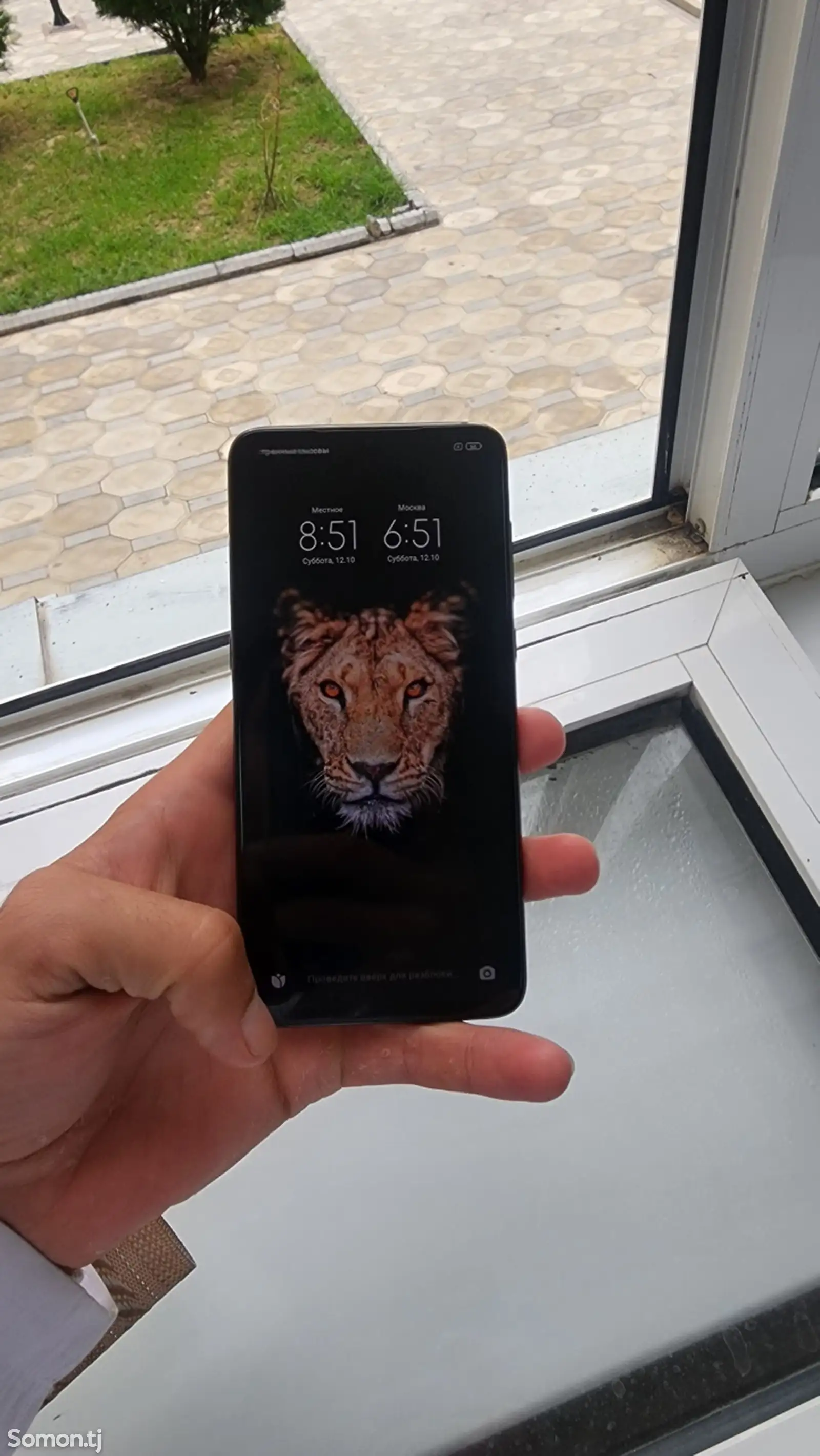 Телефон Xiaomi Mi 9-2