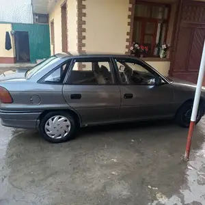 Opel Astra F, 1992