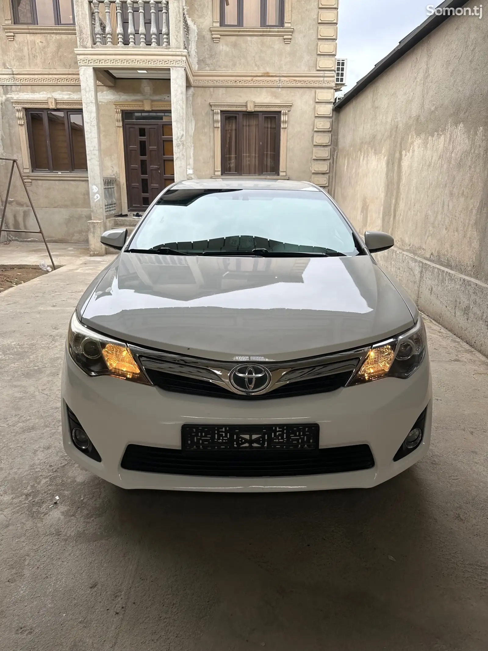 Toyota Camry, 2013-1