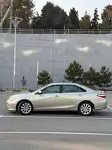 Toyota Camry, 2015-4