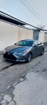 Lexus ES series, 2015-2