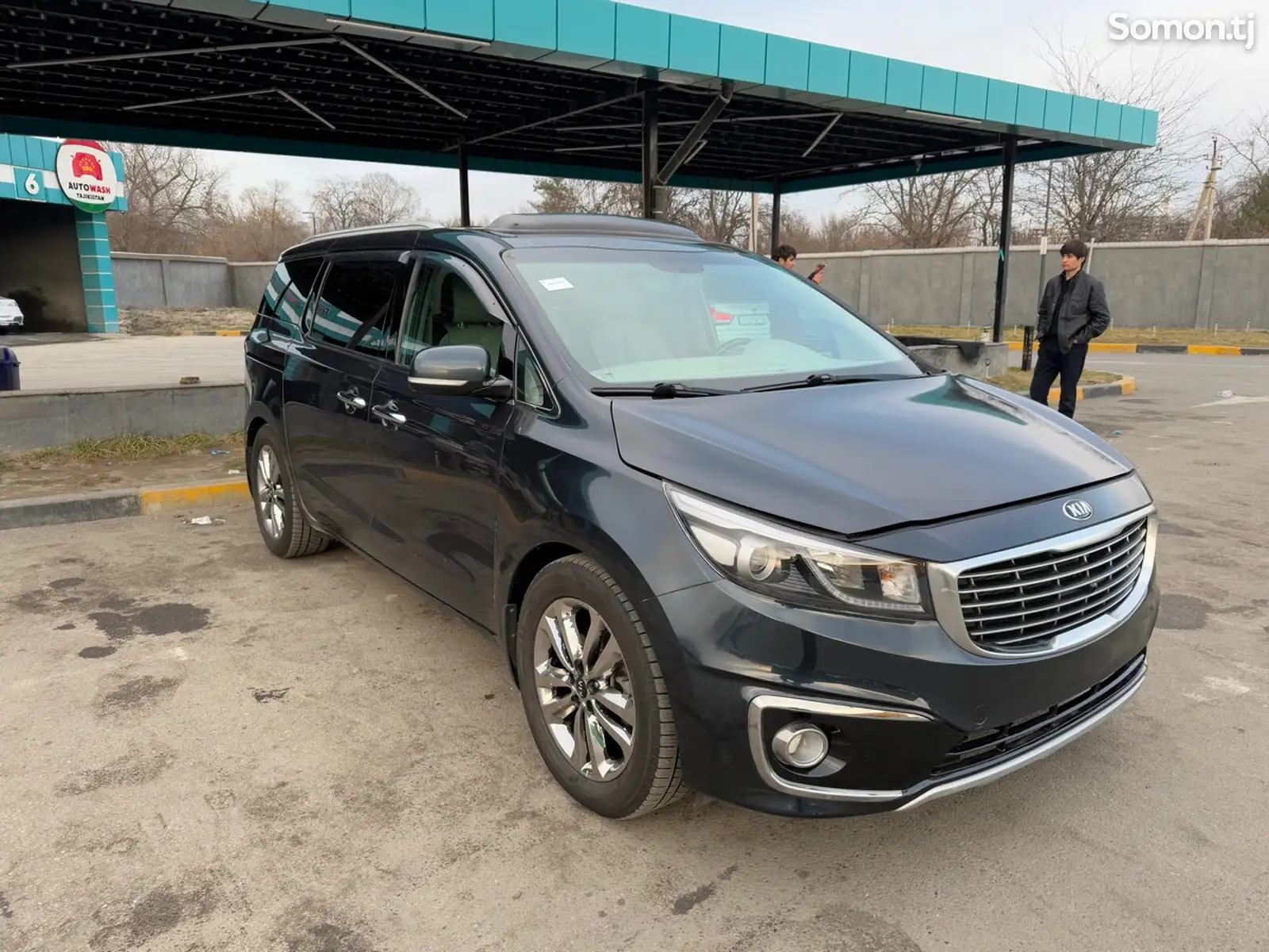 Kia Sedona, 2015-1