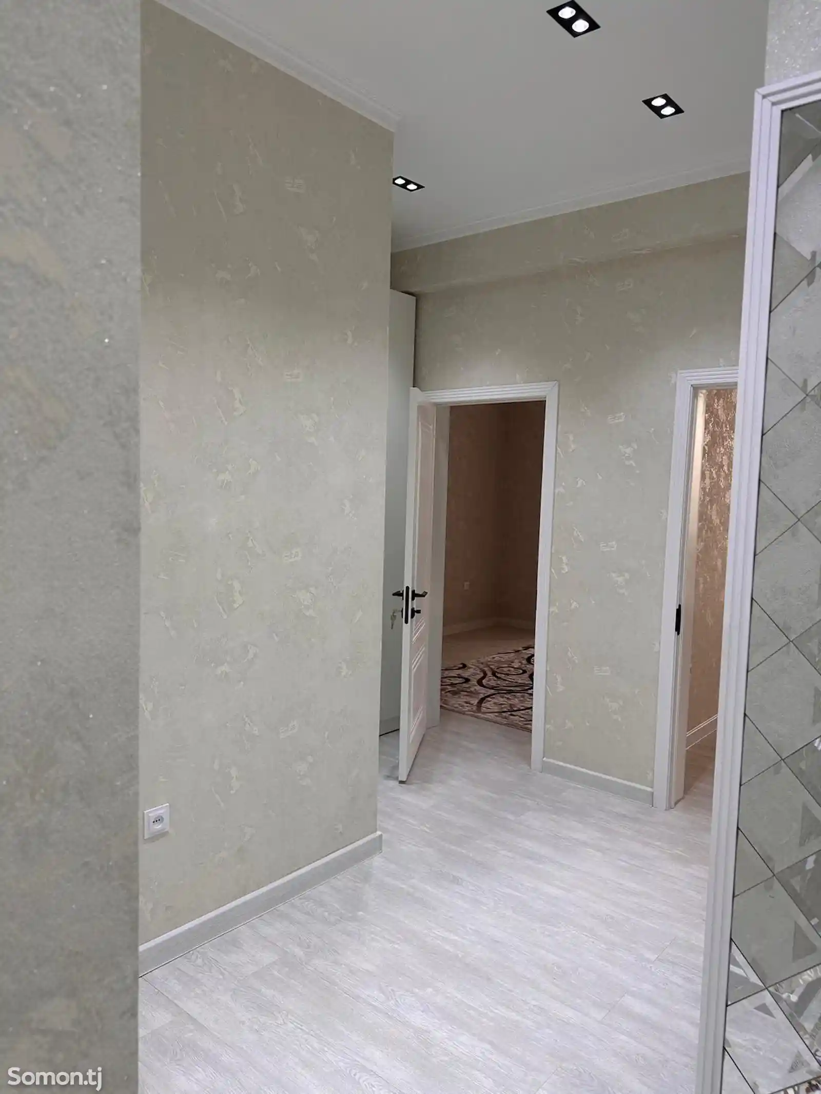 3-комн. квартира, 5 этаж, 115м², 82 Мкр-12