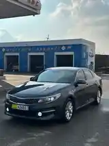 Kia K5, 2016-2