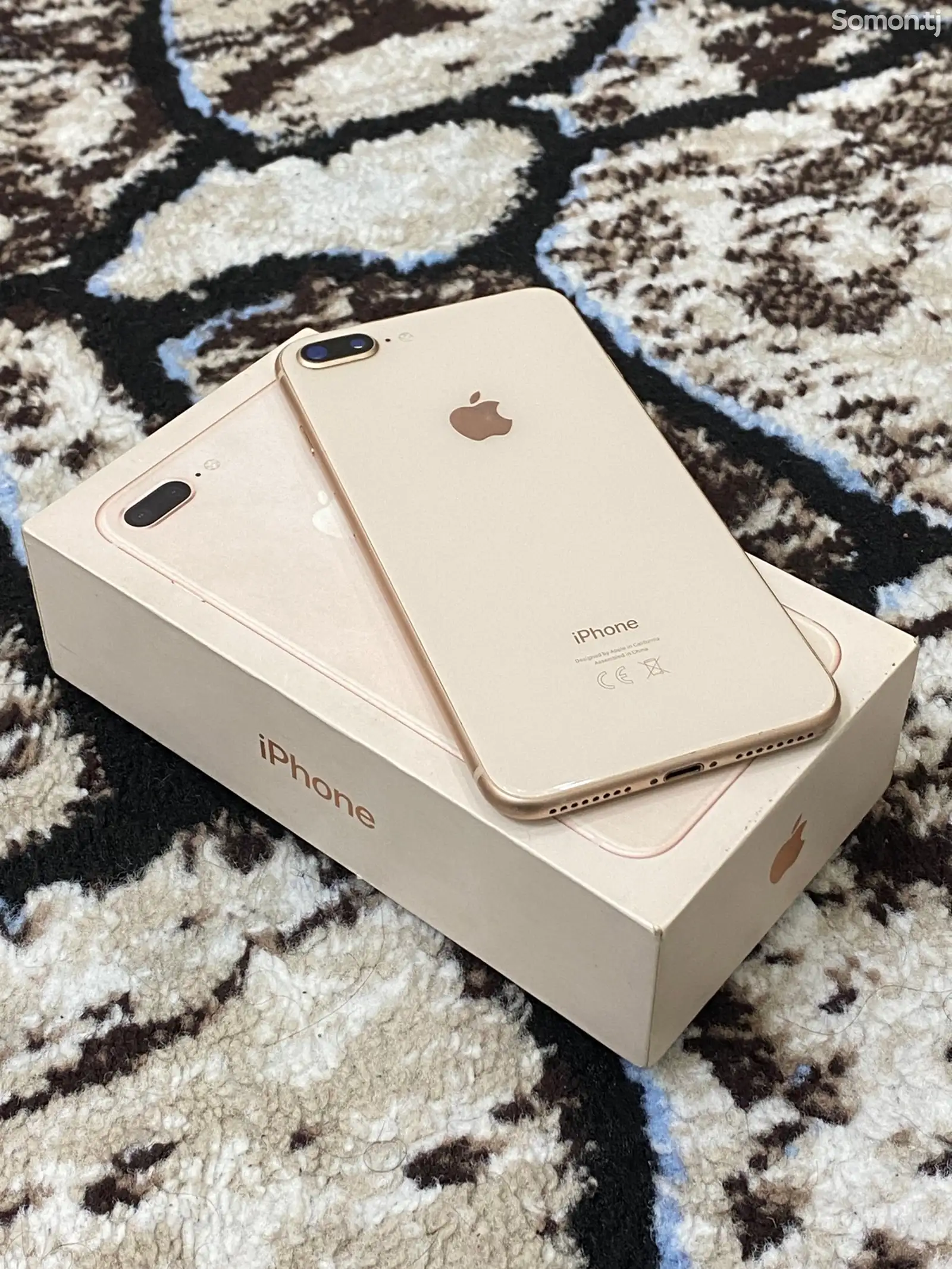 Apple iPhone 8 plus, 64 gb, Gold-1