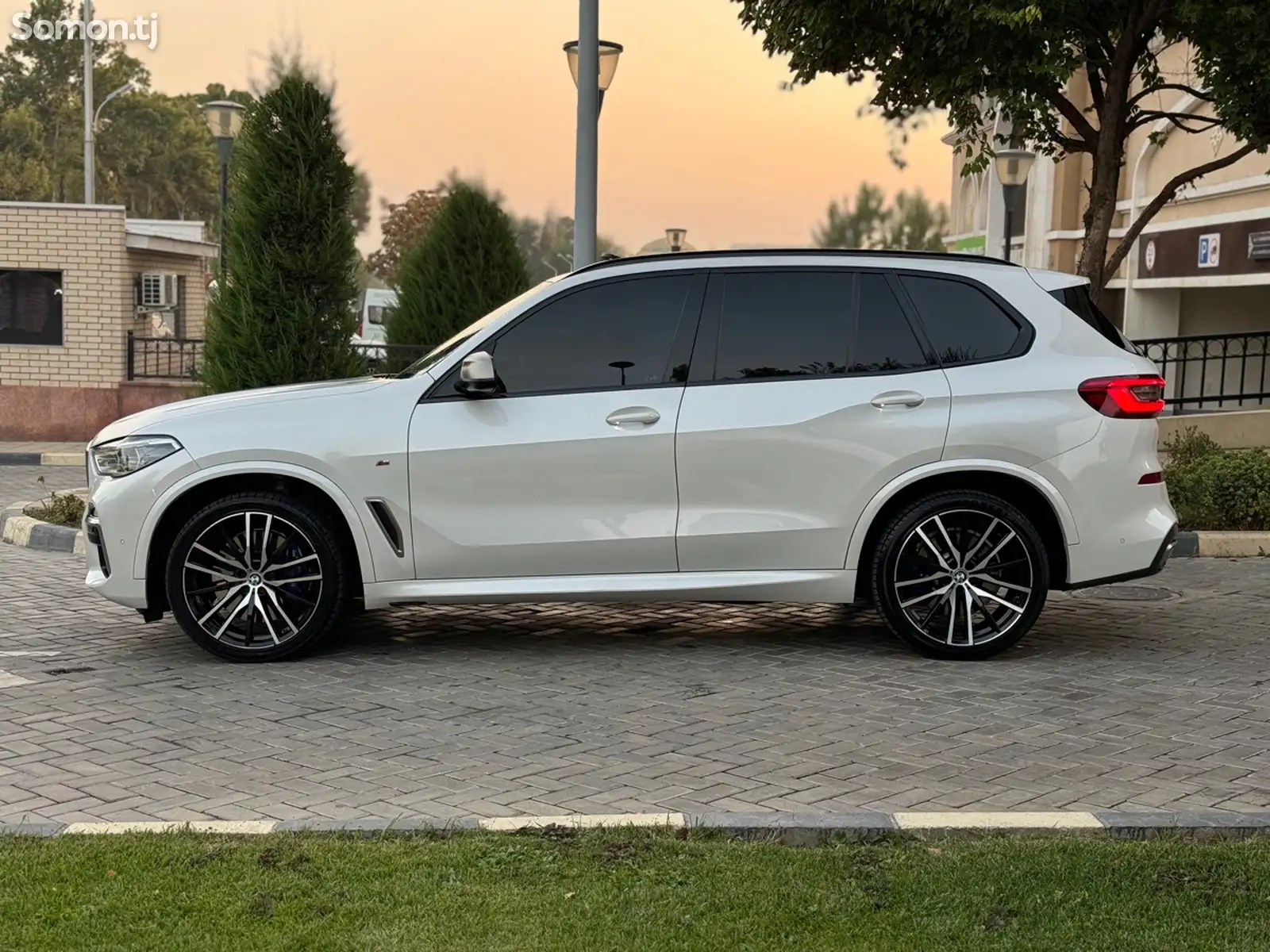 BMW X5, 2020-4