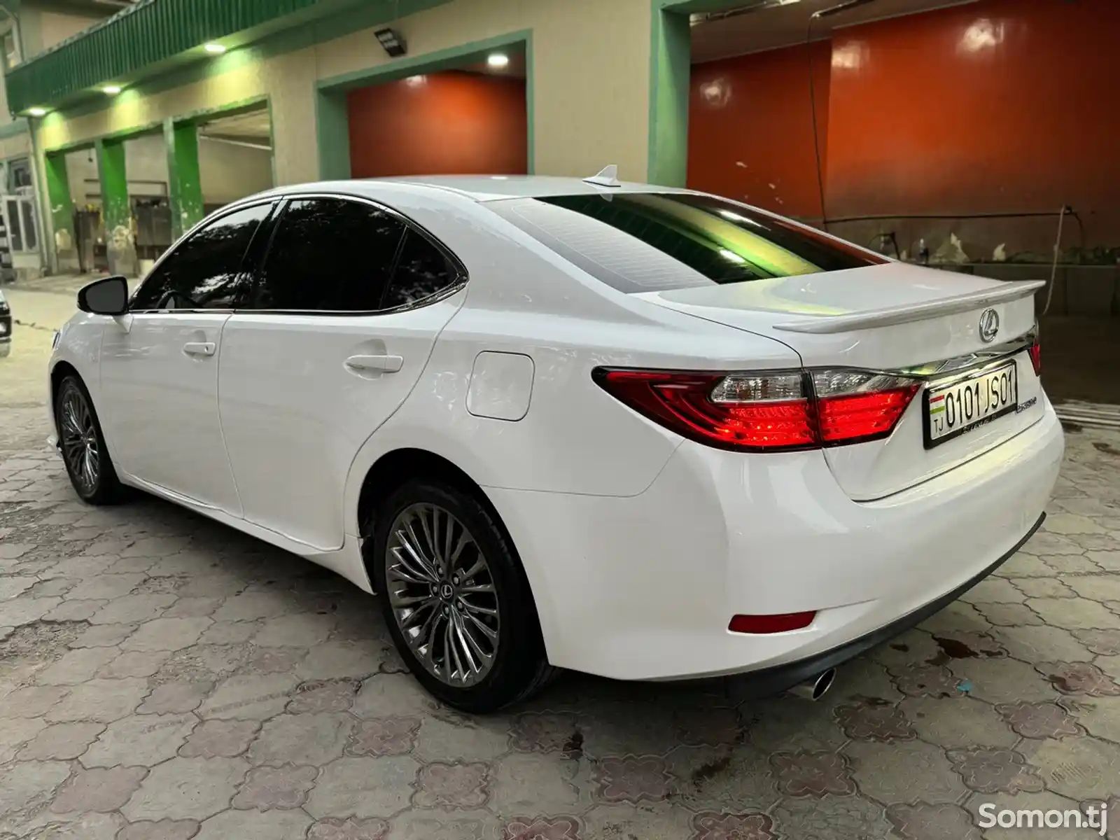 Lexus ES series, 2014-3