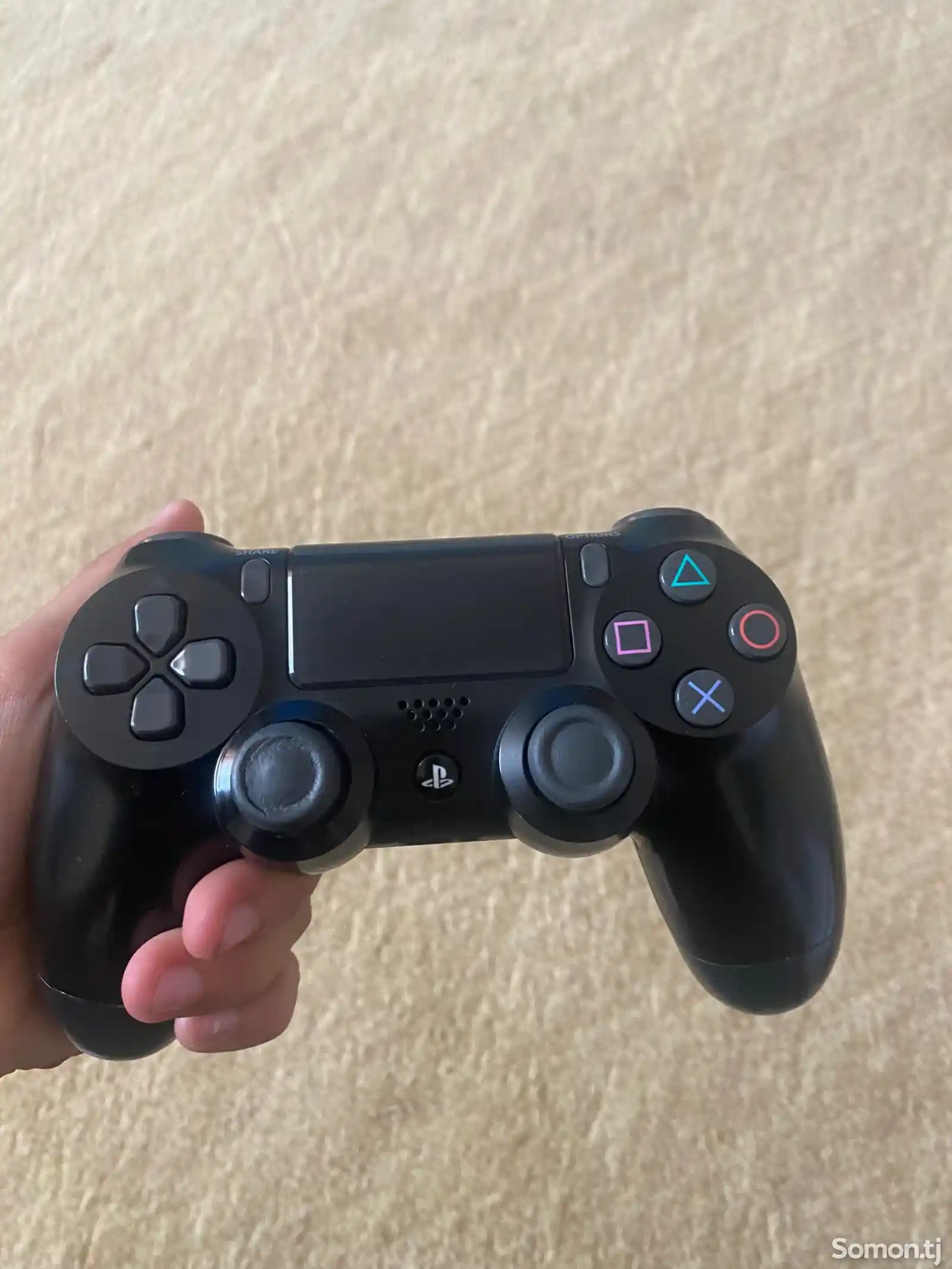 Игровая приставка Sony PlayStation 4slim-2