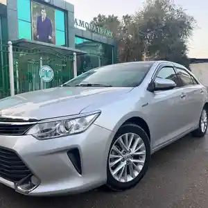 Toyota Camry, 2015