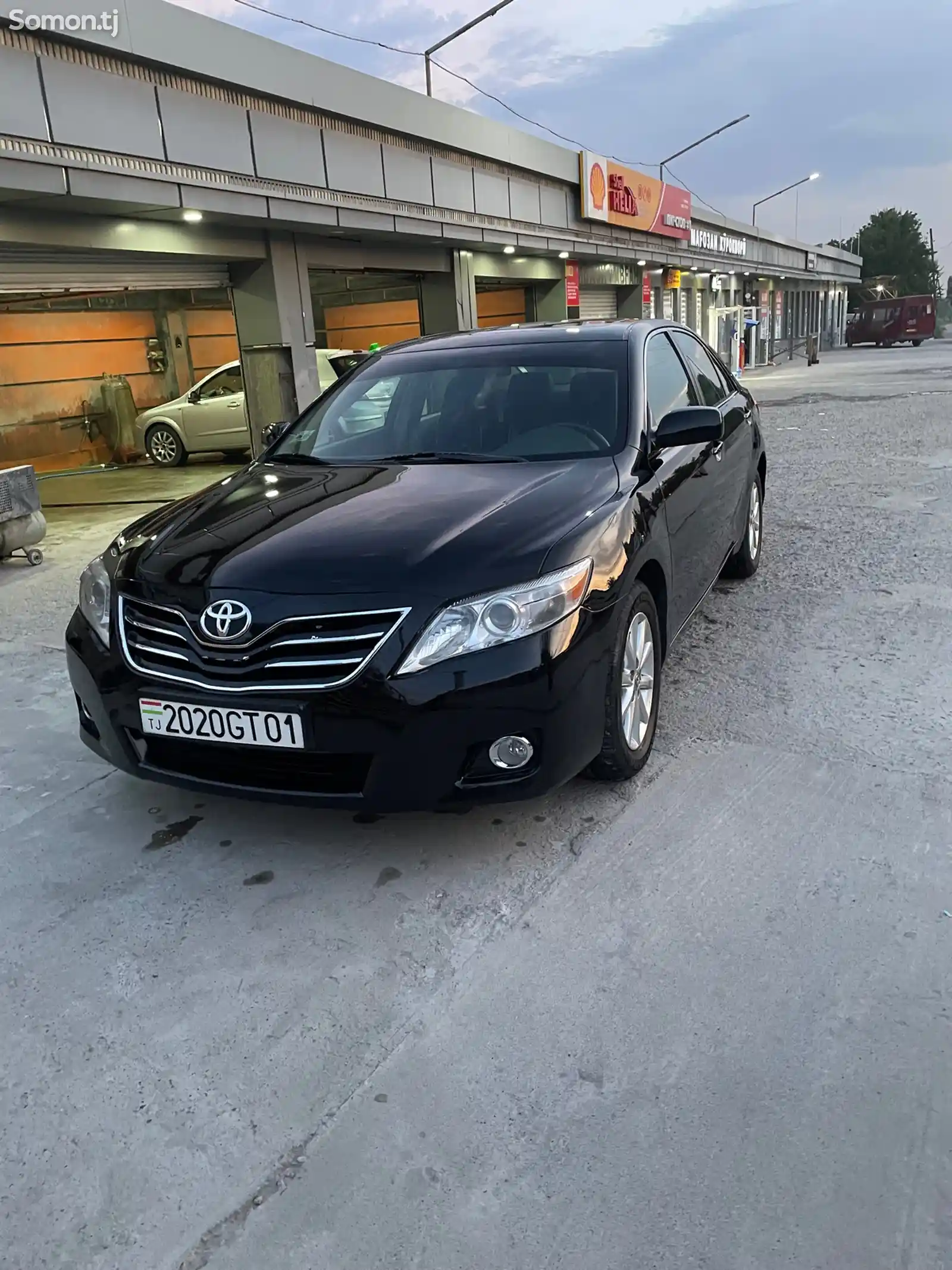 Toyota Camry, 2010-1