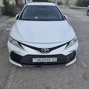 Toyota Camry, 2021