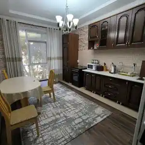 2-комн. квартира, 5 этаж, 90м², Шохмансур