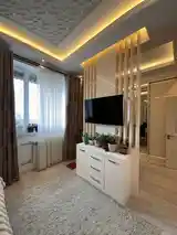 3-комн. квартира, 11 этаж, 76 м², Доми Регус ( Овир ) сзади Оперки-2